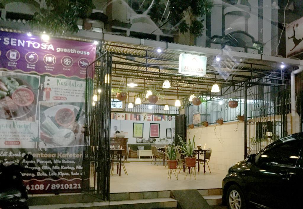 Wisma Sentosa Макасар Экстерьер фото